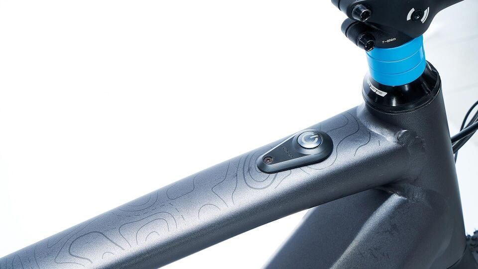 CARRARO GRAVEL GE 8.0 28 JANT 55 CM (L) KADRO 11 VİTES GRX SET E8000 SHİMANO MOTOR ÜNİTESİ