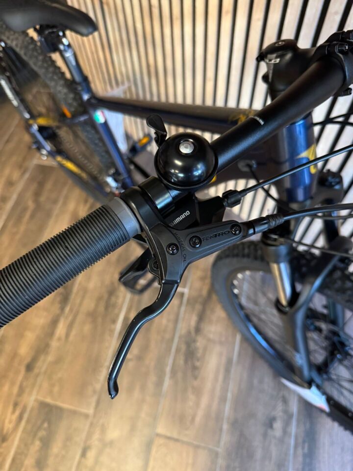 CARRARO CRX 724 27.5 JANT 24 VİTES ACERA HD 40 KADRO DAĞ BİSİKLETİ 2026 MODEL