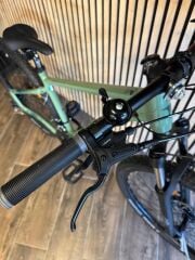 CARRARO CRX 721 27.5 JANT 21 VİTES HD 40 KADRO DAĞ BİSİKLETİ 2026 MODEL